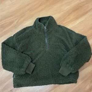 Thread & Supply Olive Sherpa Cropped Pullover Size S